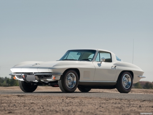 Corvette Stingray on Corvette Stingray C2 Http En Wikipedia Org Wiki Corvette